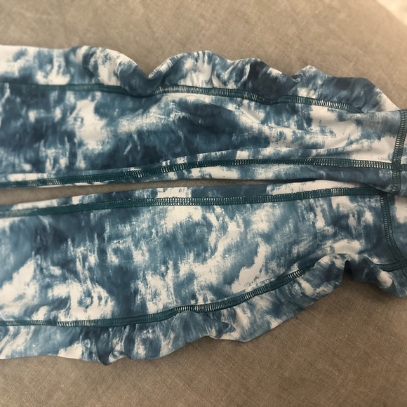 Lululemon Running Leggings - Picture 3 of 5